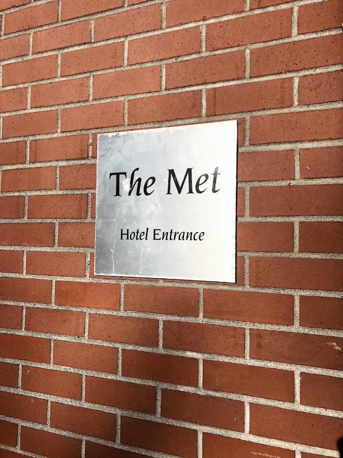 The Met Hotel New Westminster Extérieur photo